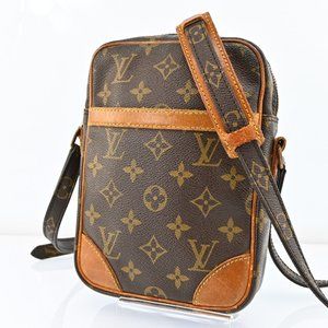 Auth Louis Vuitton Danube Crossbody Bag #44994L30B